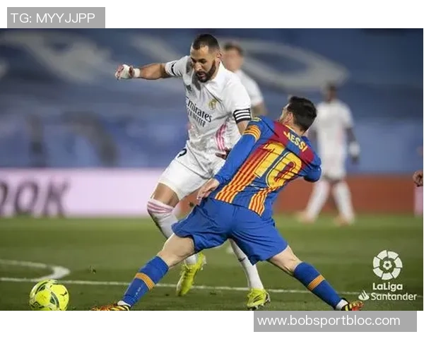 莱万感慨黄老板新专辑印在国家德比球衣上意义非凡